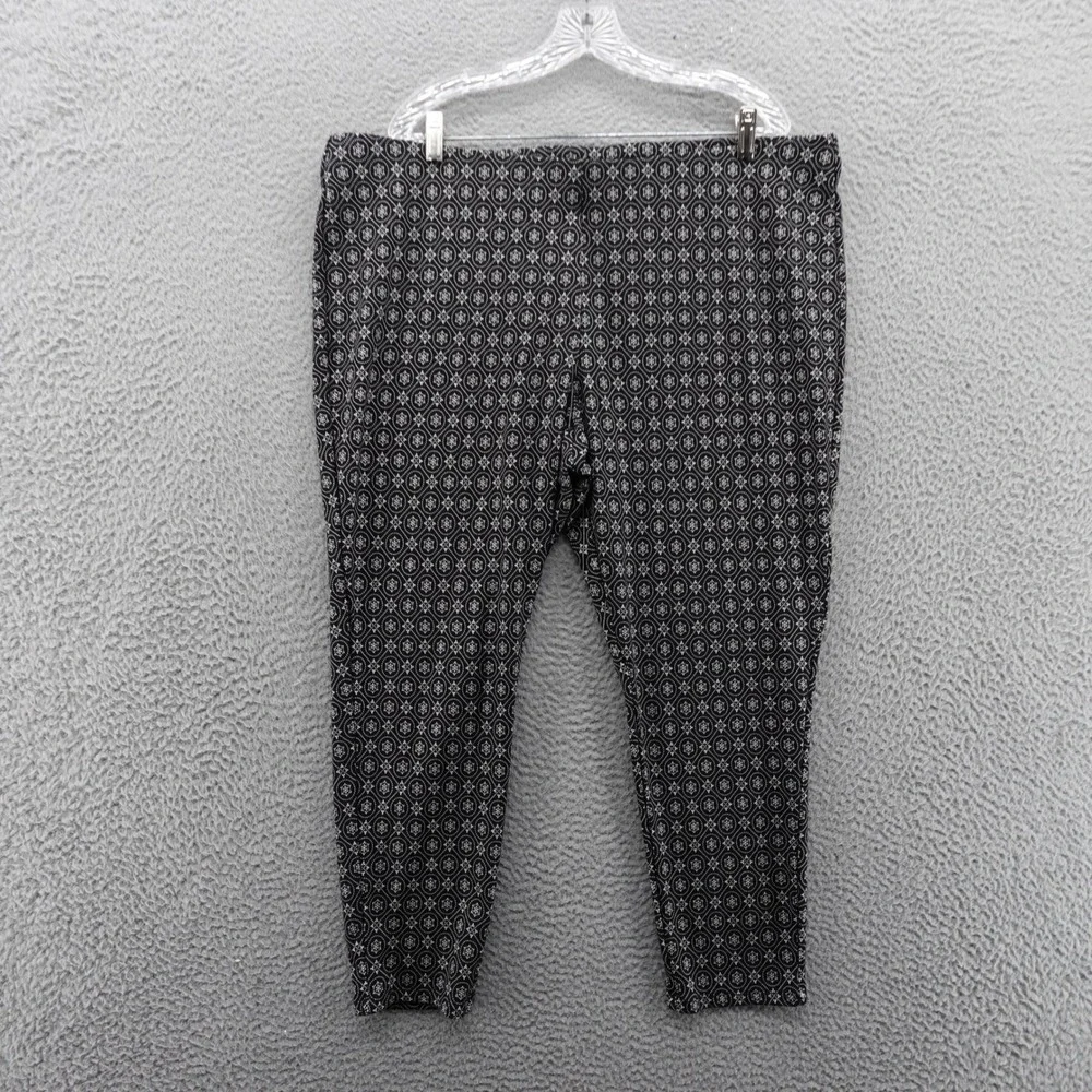 Chicos Geometric Print Ponte Knit‎ Leggings Size 4 US 20 Black White Womens